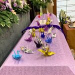 家族で折った折鶴。棺の上に手向けました。