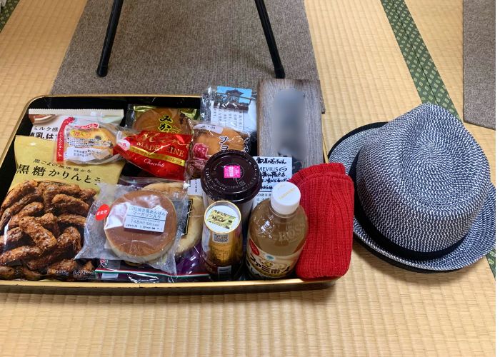 お棺の中に納める副葬品